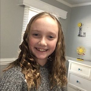 Meet your Posher, Laura davis